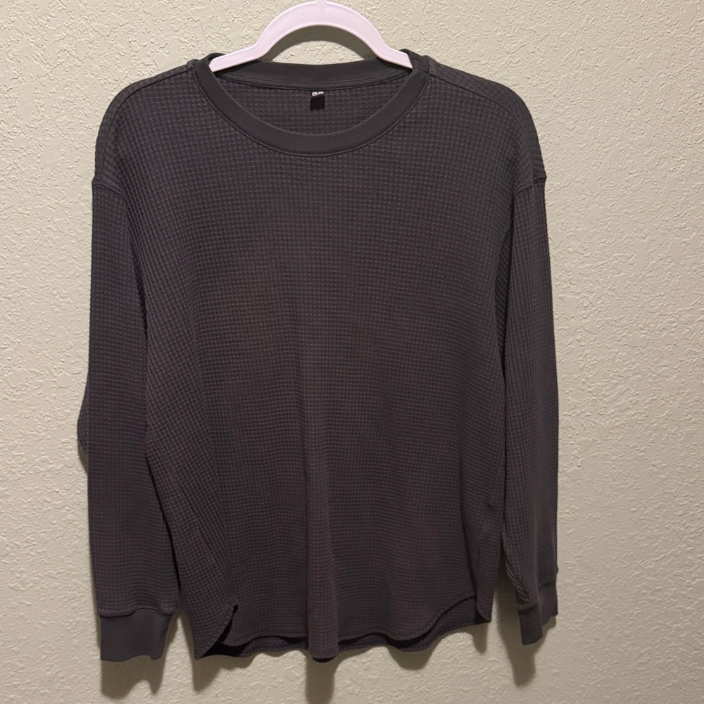 Uniqlo Dark Gray Long Sleeve Shirt